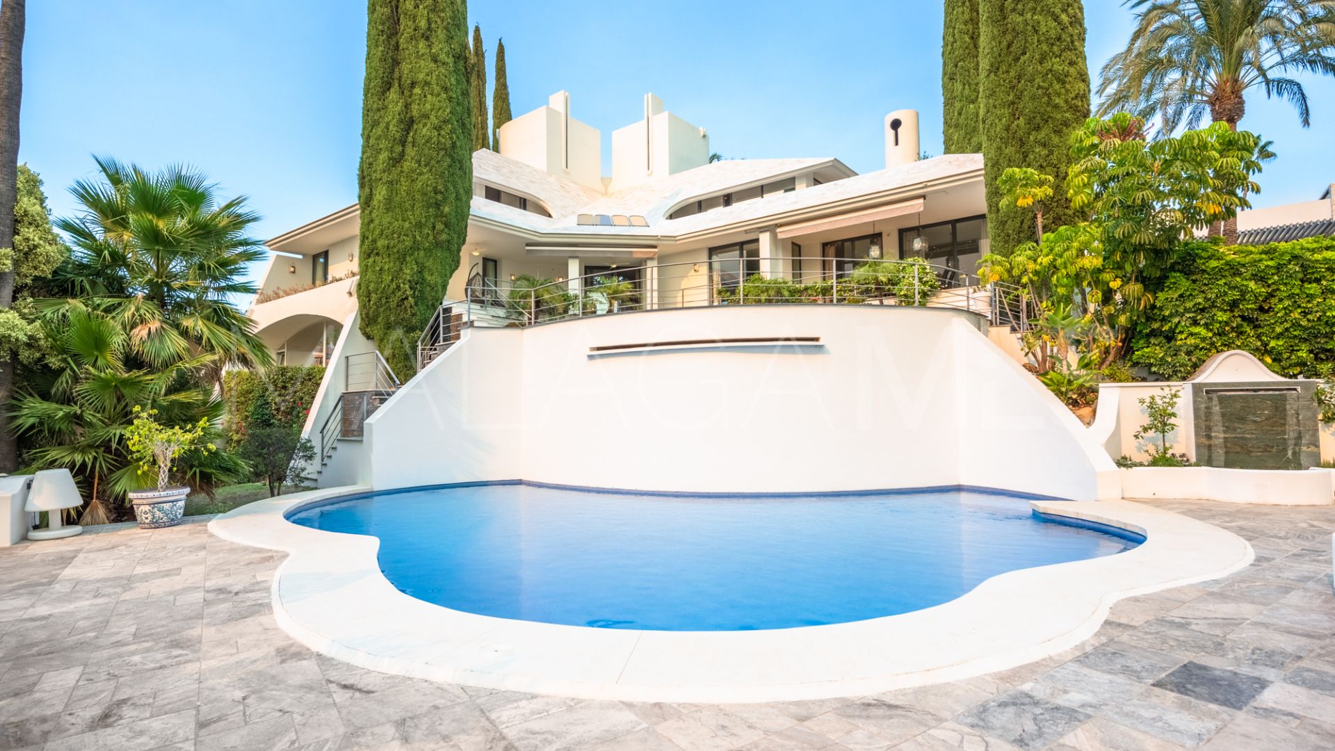 Nueva Andalucia, villa for sale with 4 bedrooms