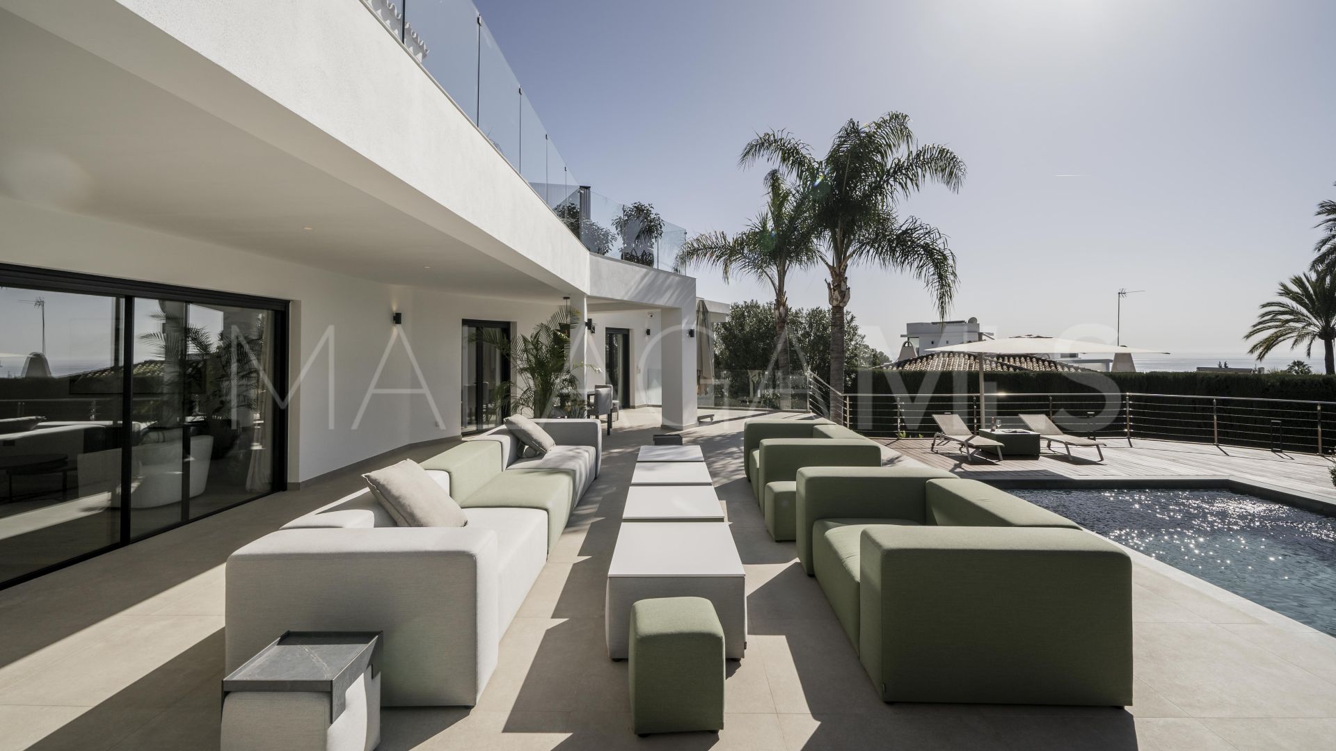 Buy villa in Marbella Golden Mile