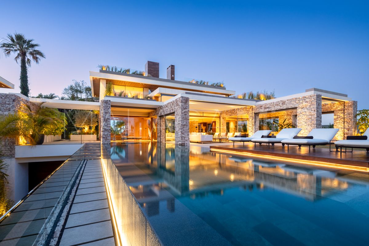 For sale Nueva Andalucia villa