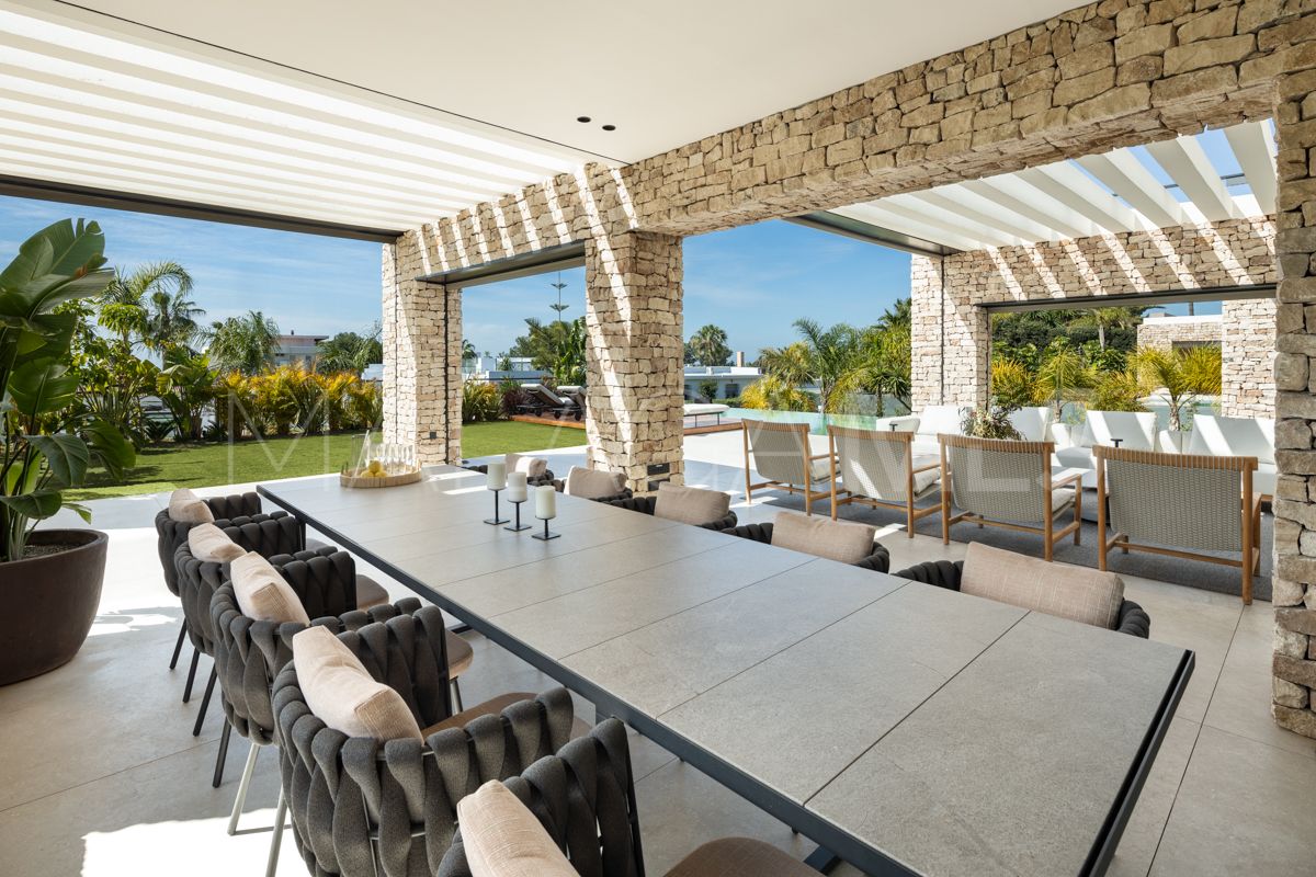 For sale Nueva Andalucia villa