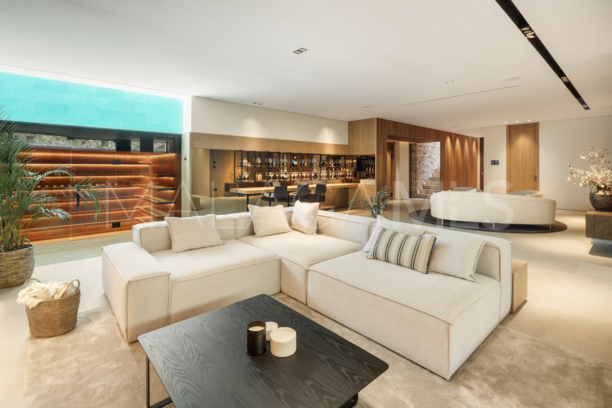 For sale Nueva Andalucia villa