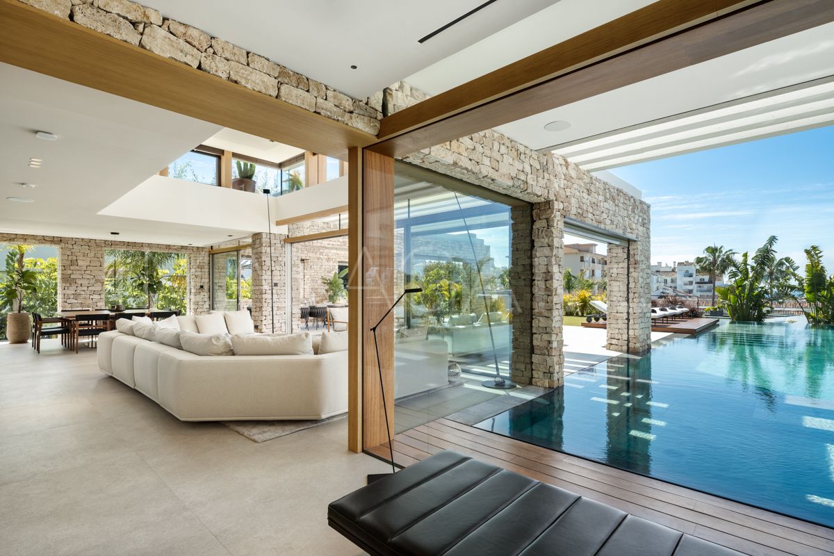 For sale Nueva Andalucia villa