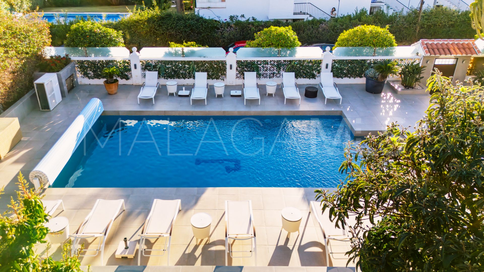 Villa for sale in Nueva Andalucia