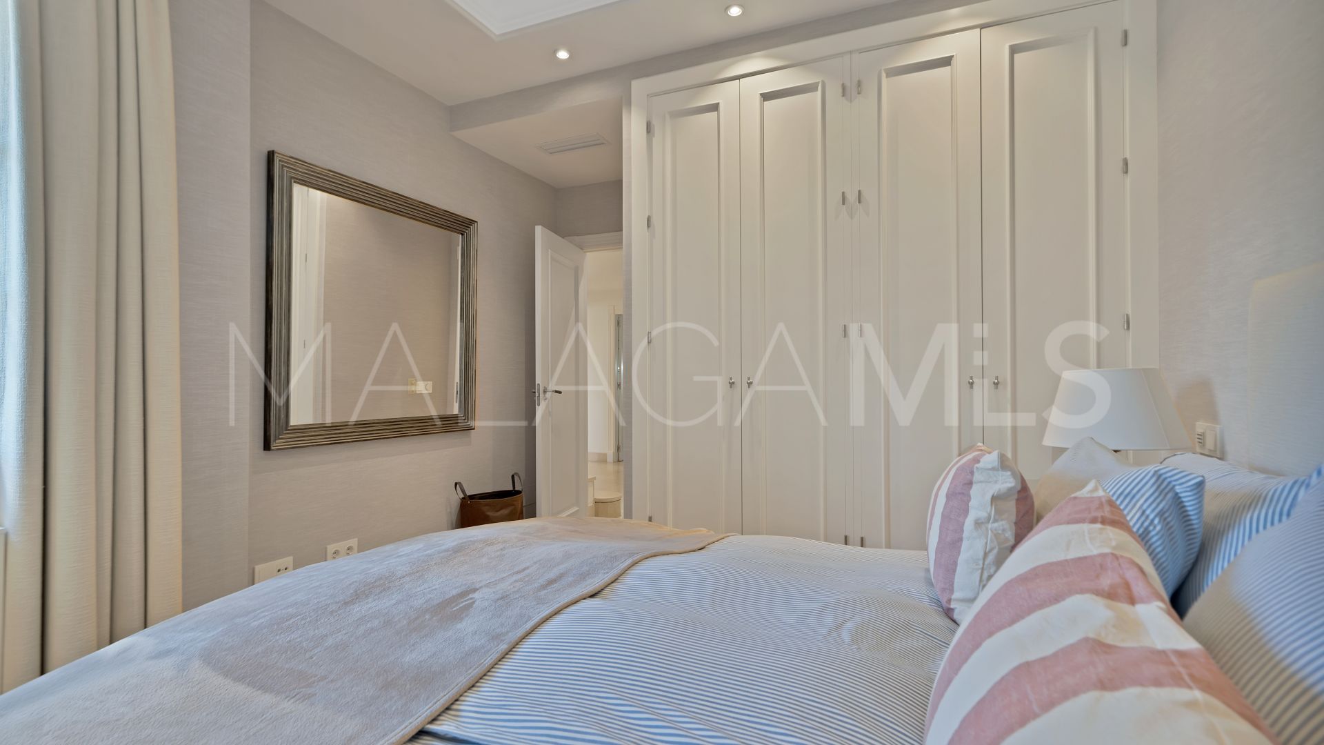 7 bedrooms villa in Marbella - Puerto Banus for sale