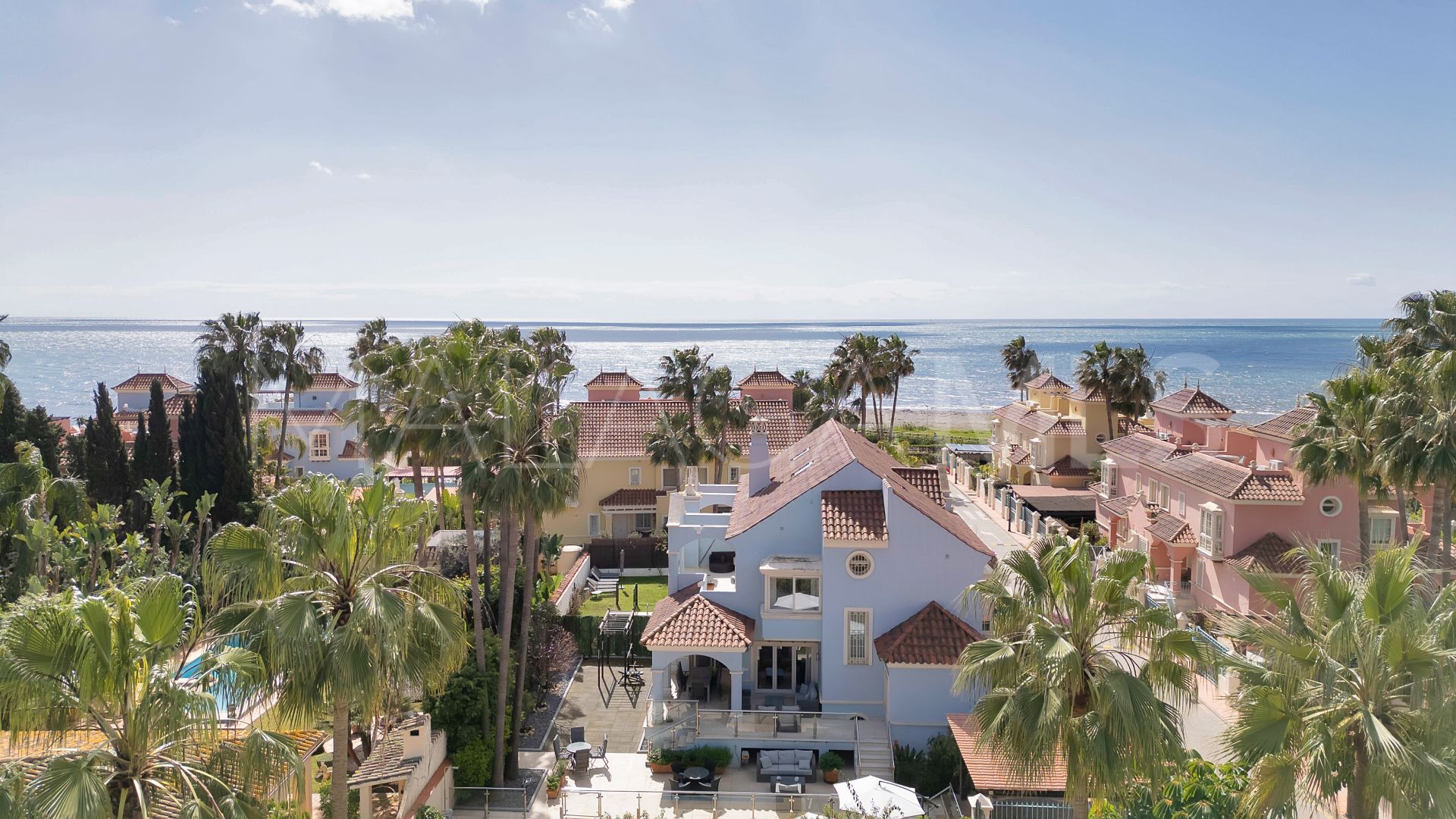 7 bedrooms villa in Marbella - Puerto Banus for sale