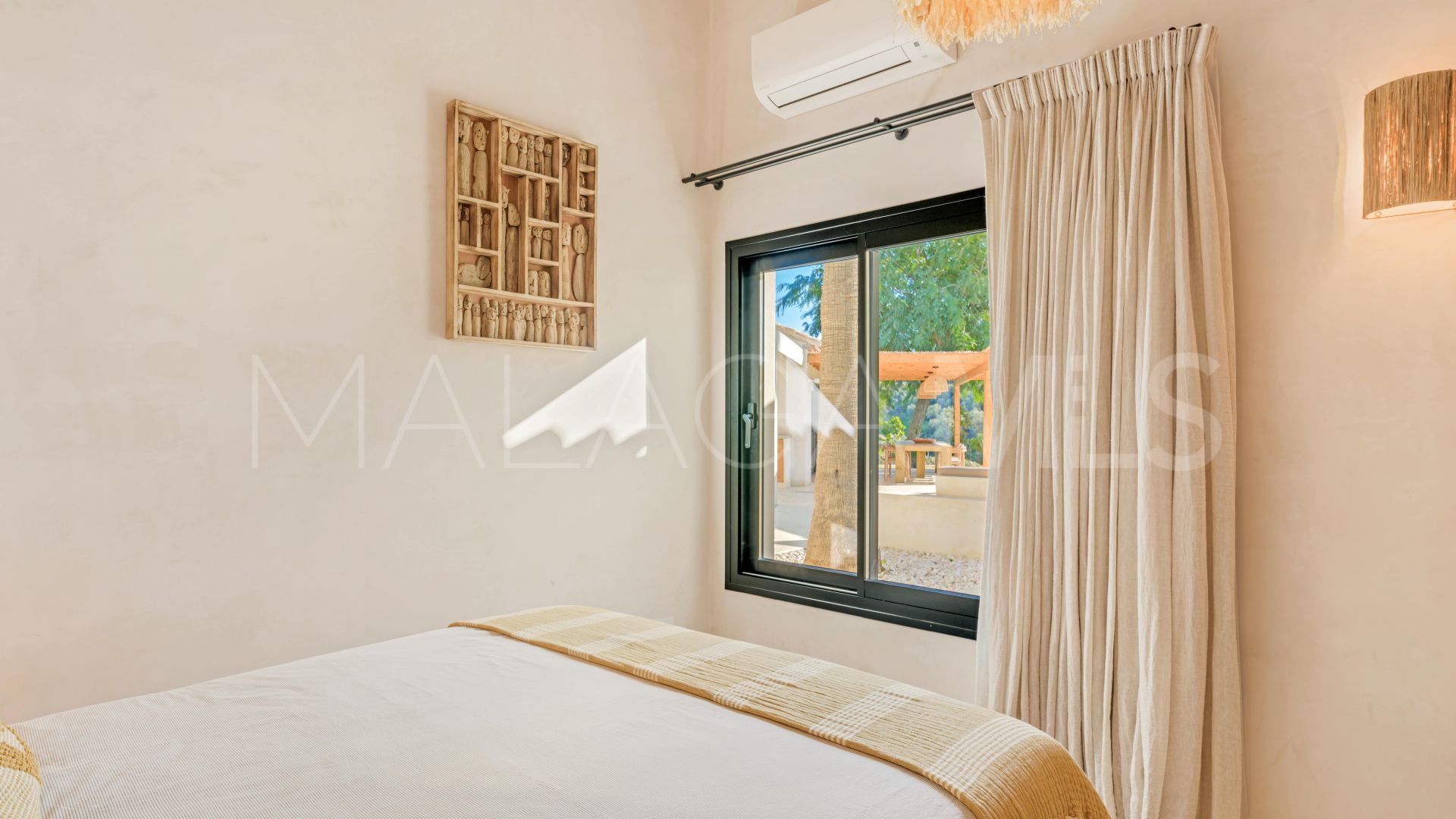 6 bedrooms Altos de Estepona villa for sale