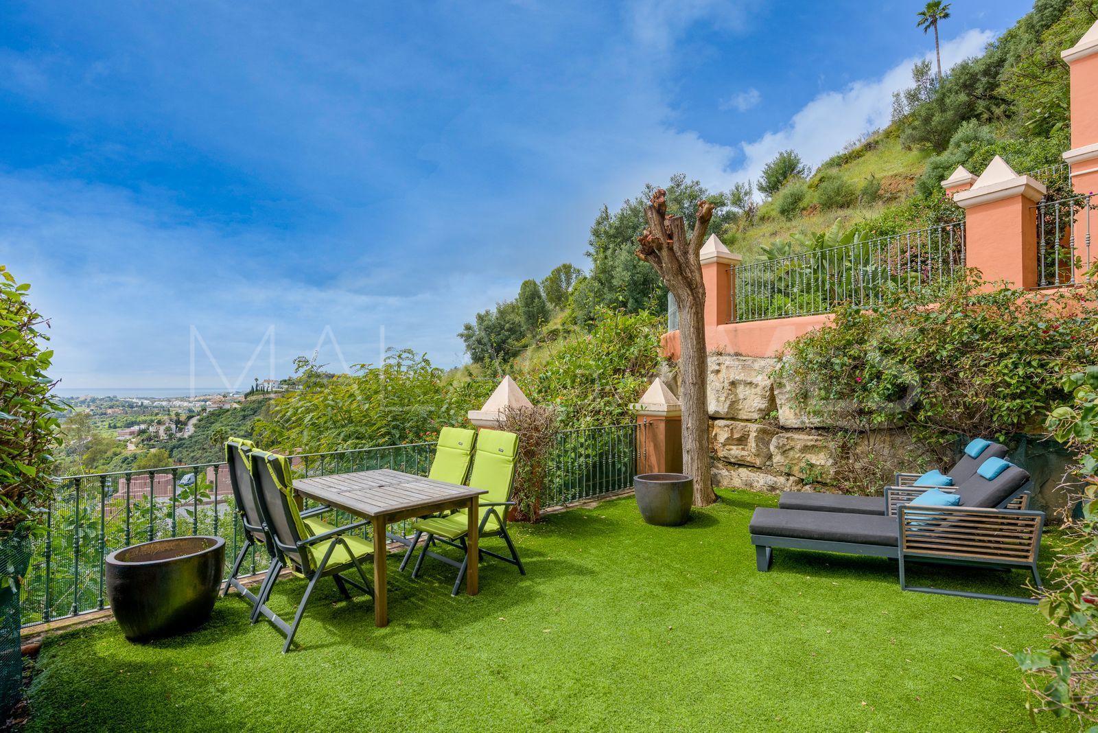 Erdgeschosswohnung for sale in Benahavis