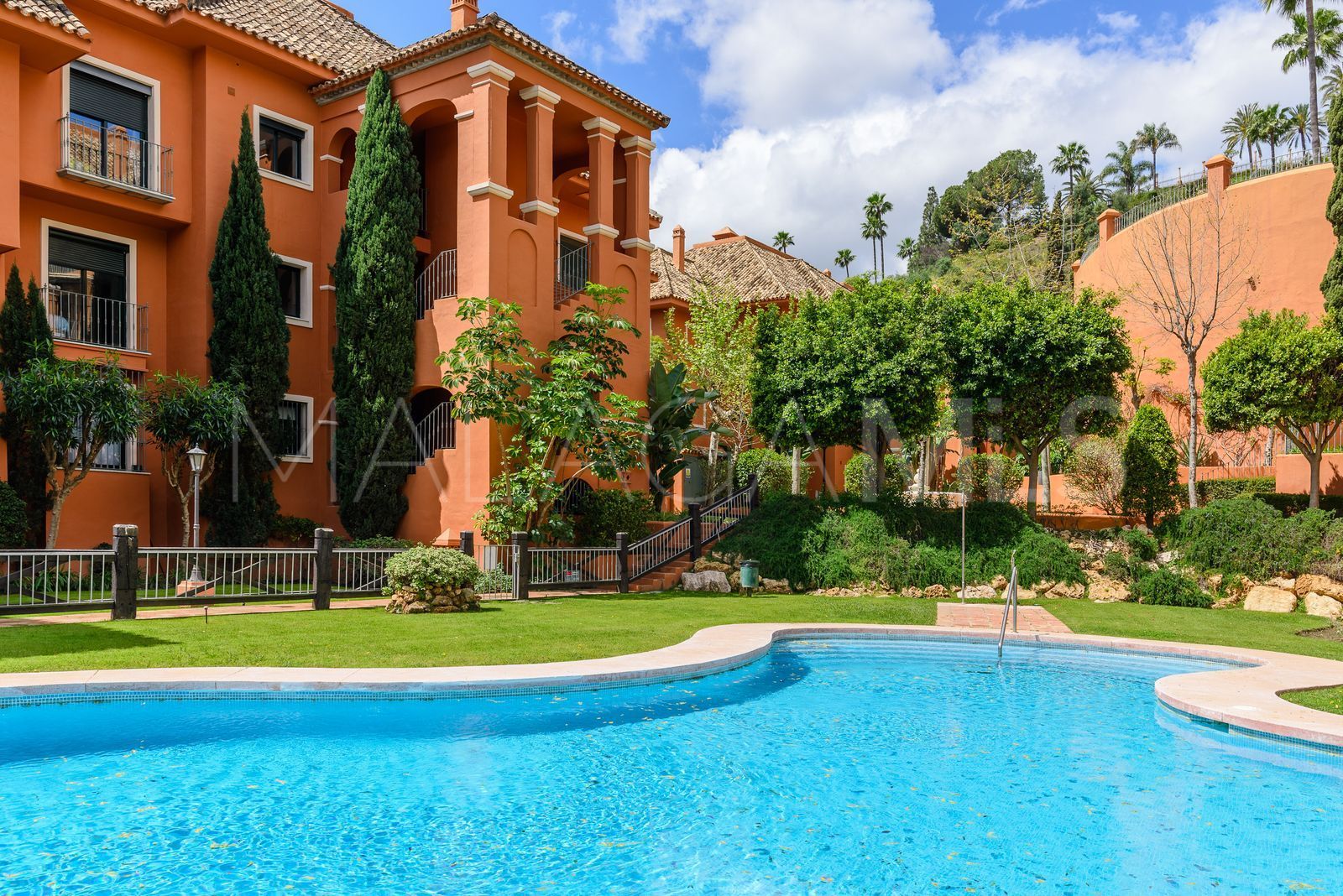 Erdgeschosswohnung for sale in Benahavis