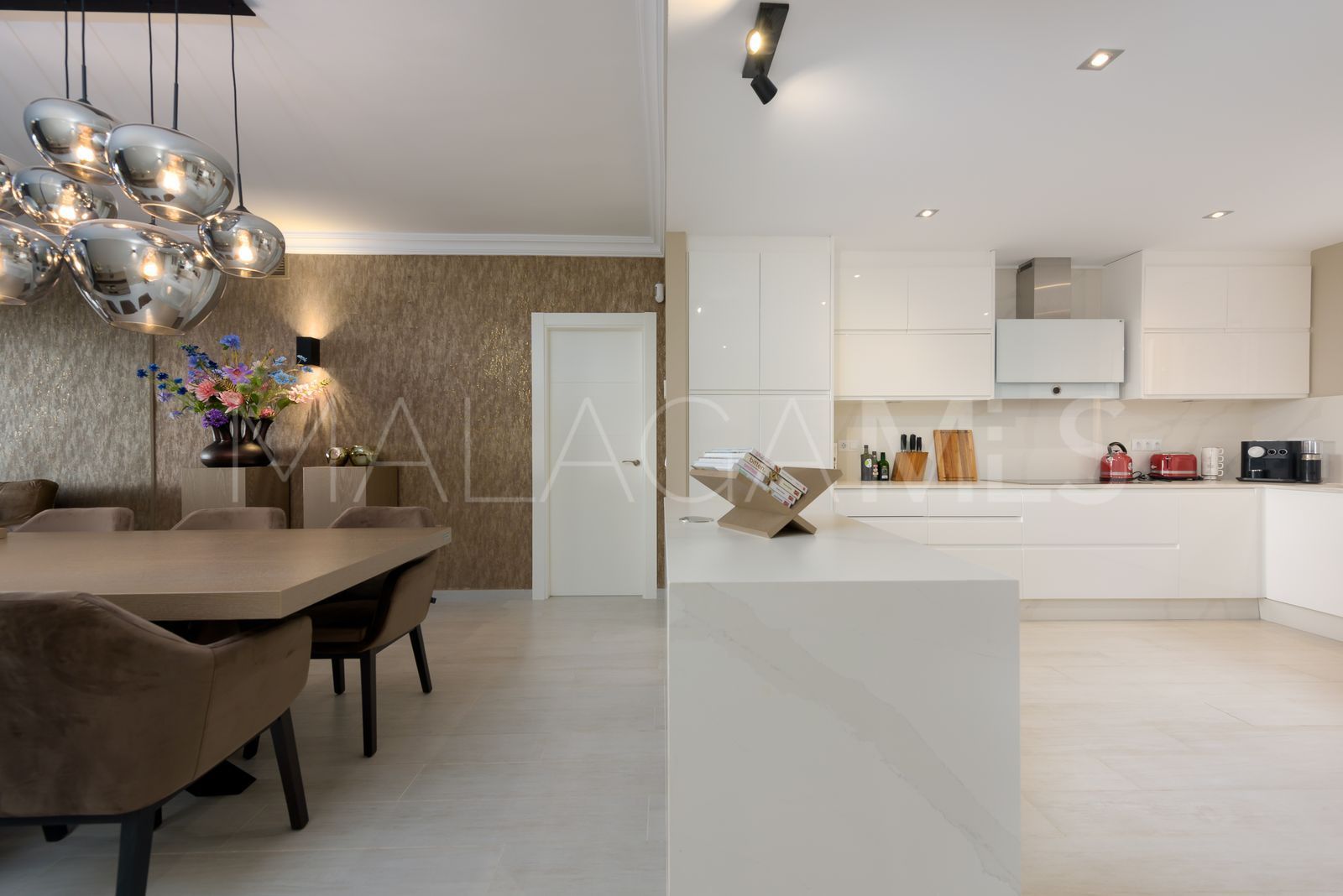 Erdgeschosswohnung for sale in Benahavis