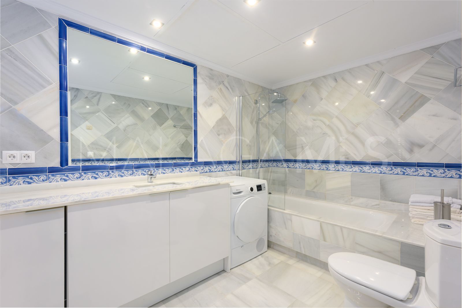 Erdgeschosswohnung for sale in Benahavis