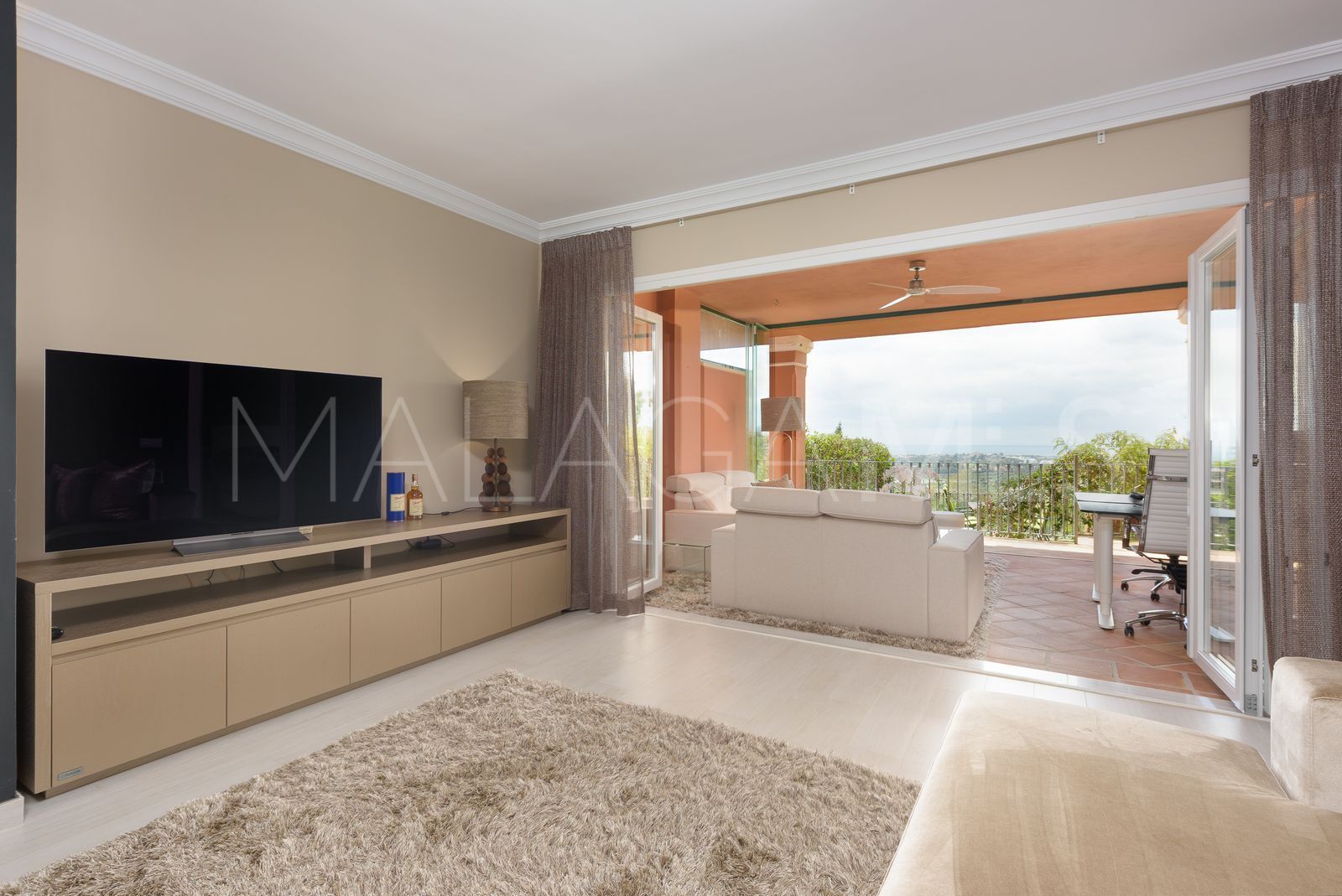 Erdgeschosswohnung for sale in Benahavis