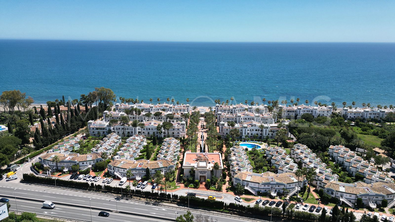 Apartamento for sale in New Golden Mile with 2 bedrooms
