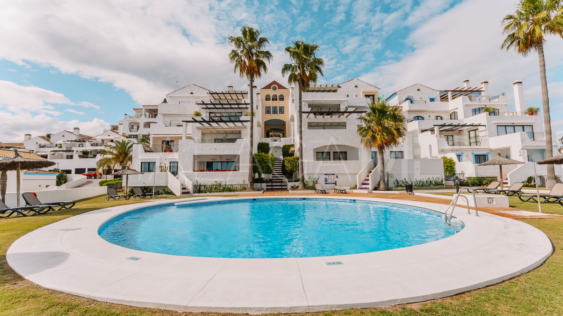 Radhus for sale in Benahavis