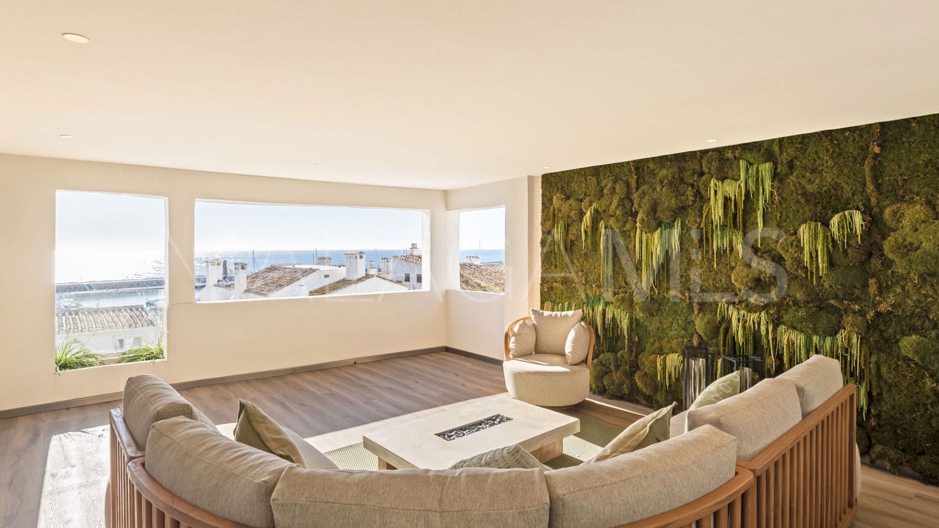 Lägenhet for sale in Marbella - Puerto Banus
