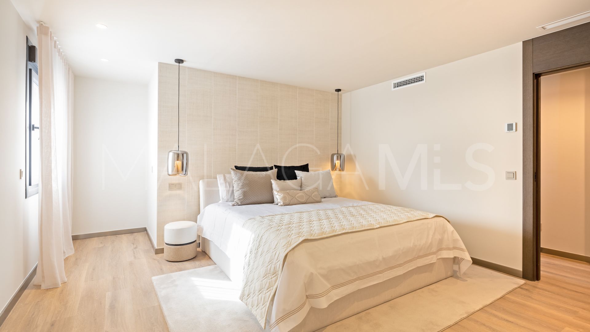 Lägenhet for sale in Marbella - Puerto Banus