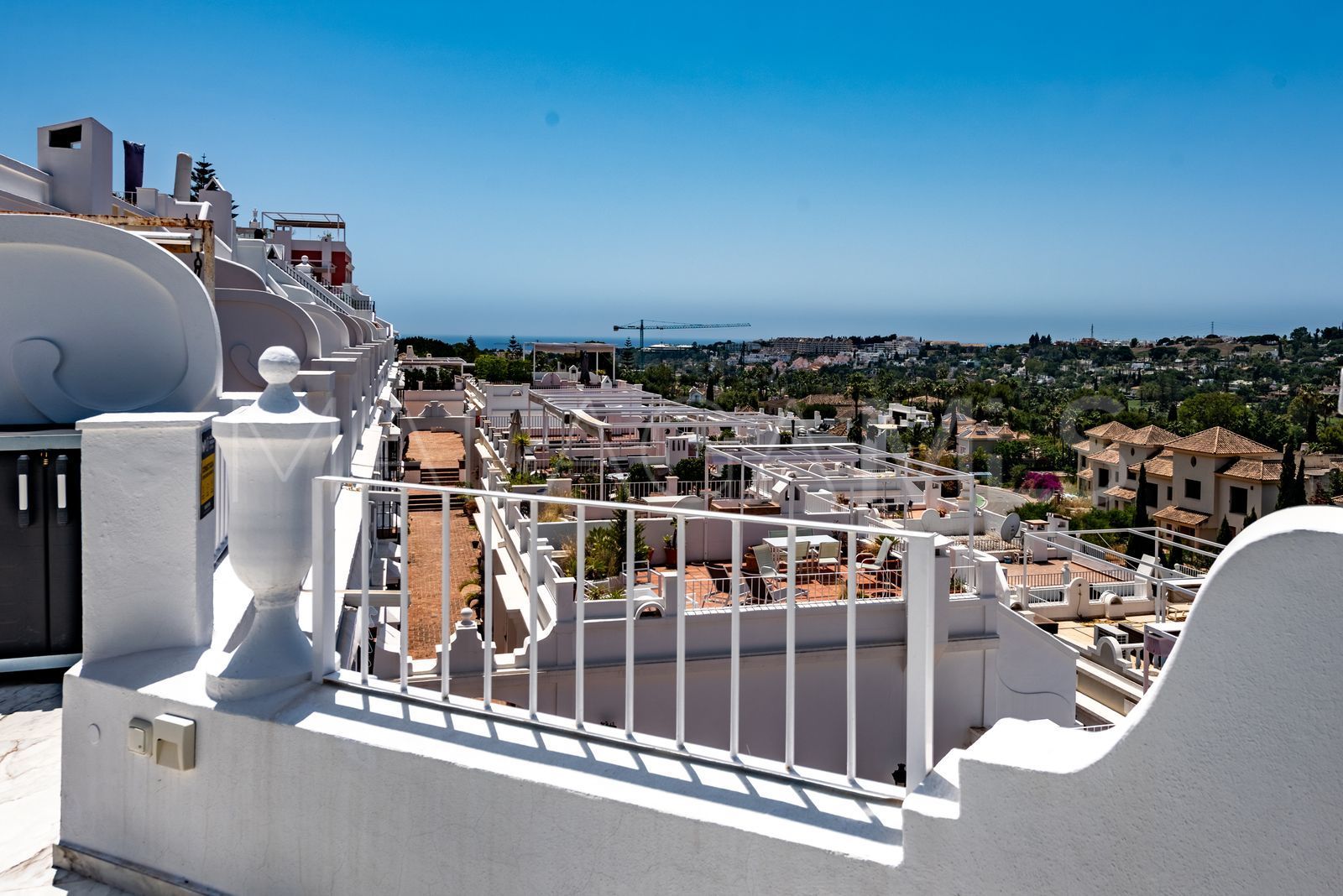 Maison de ville for sale in Nueva Andalucia