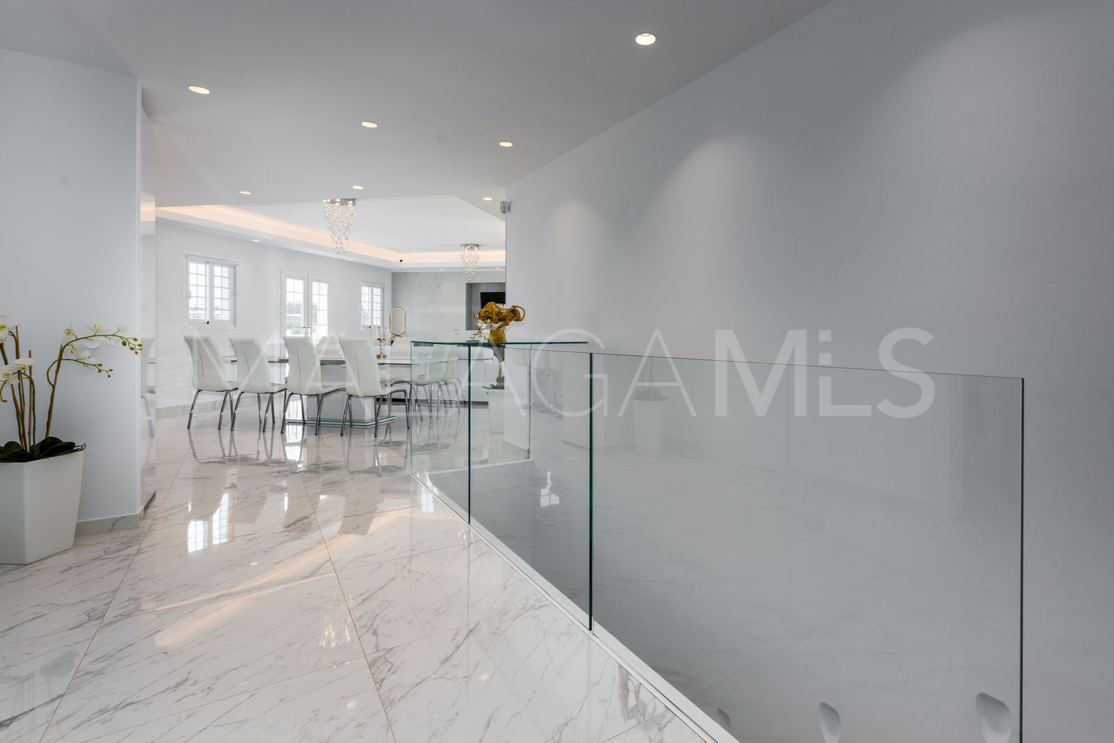 Maison de ville for sale in Nueva Andalucia