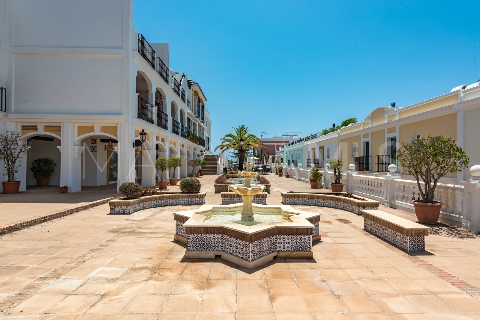 Maison de ville for sale in Nueva Andalucia