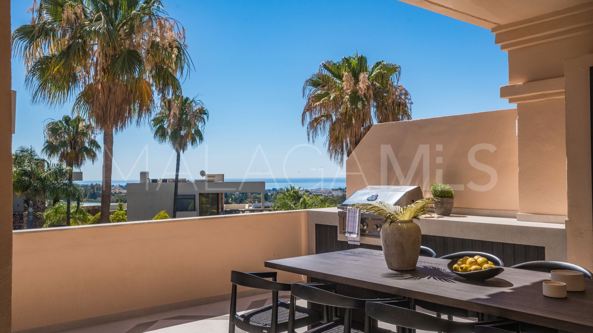 Duplex penthouse for sale in Nueva Andalucia