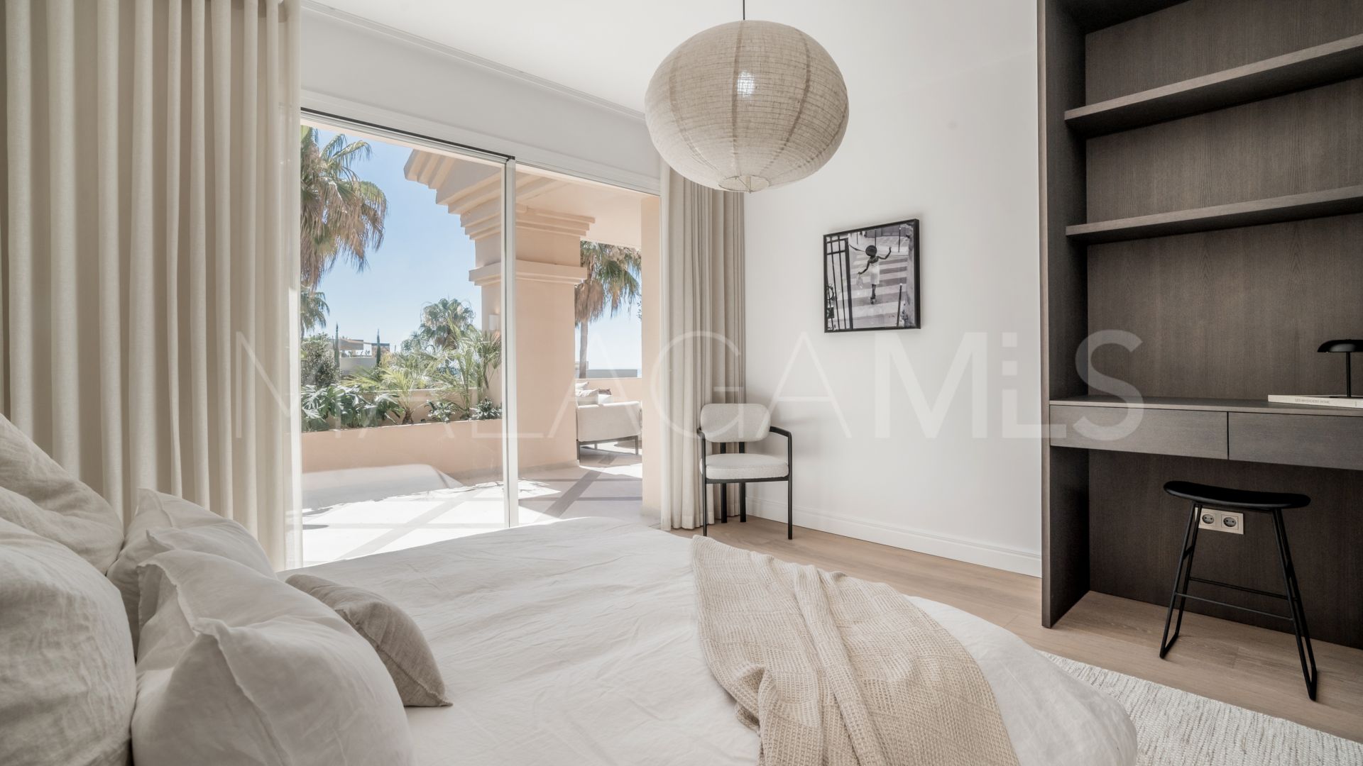Duplex penthouse for sale in Nueva Andalucia