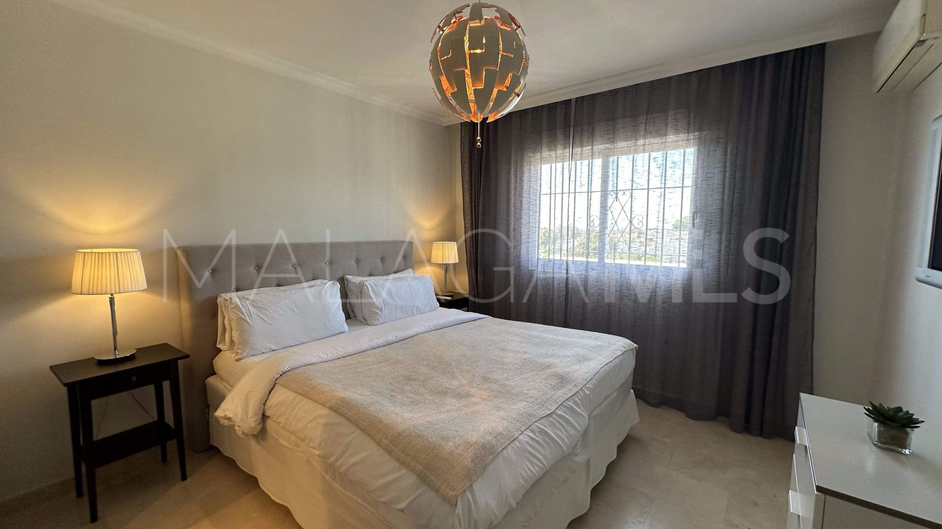 Duplex penthouse for sale in San Pedro de Alcantara