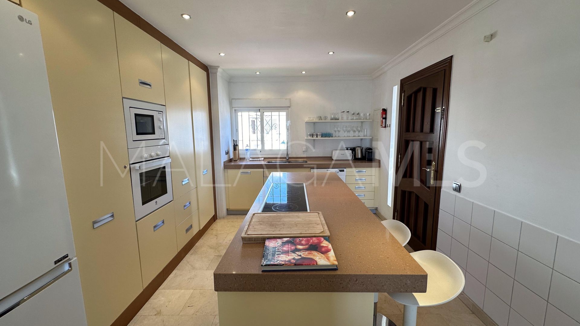 Duplex penthouse for sale in San Pedro de Alcantara