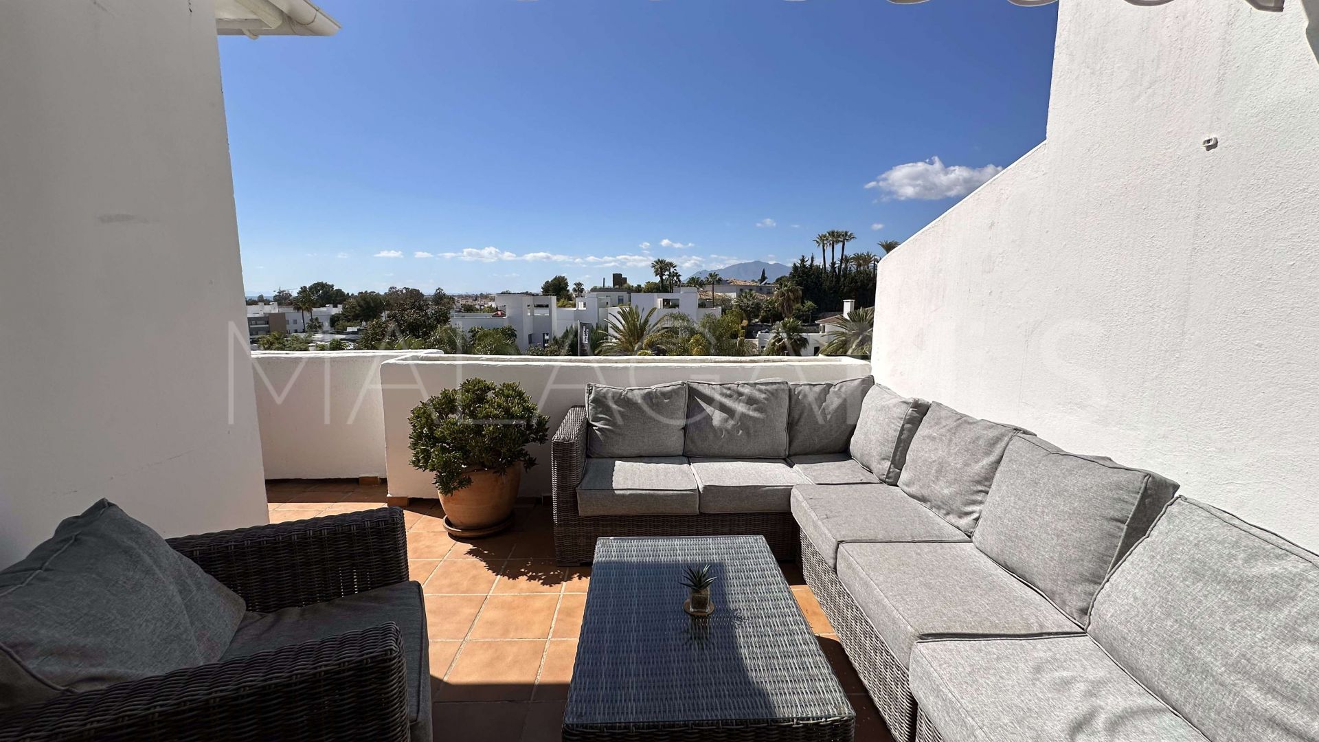 Duplex penthouse for sale in San Pedro de Alcantara