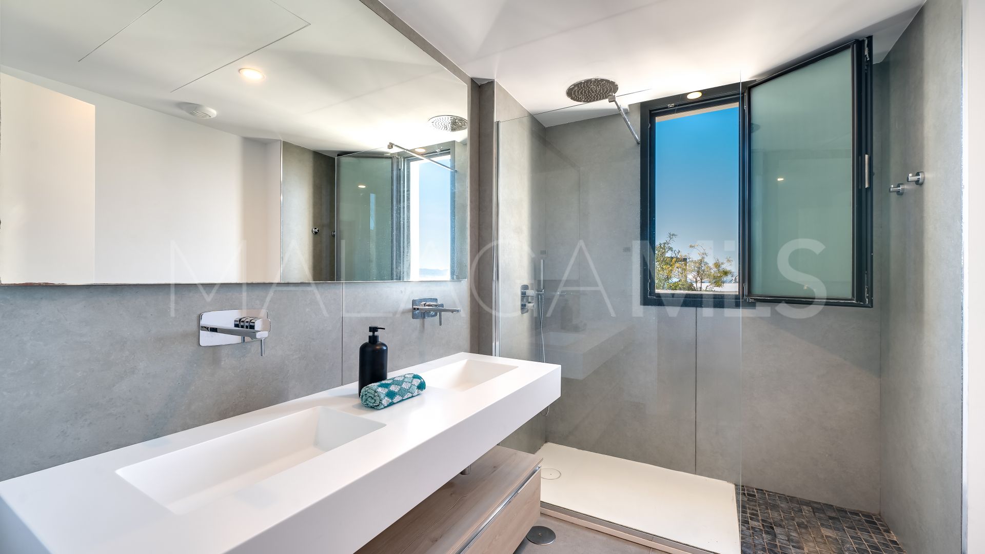 Duplex-wohnung for sale in Cabopino