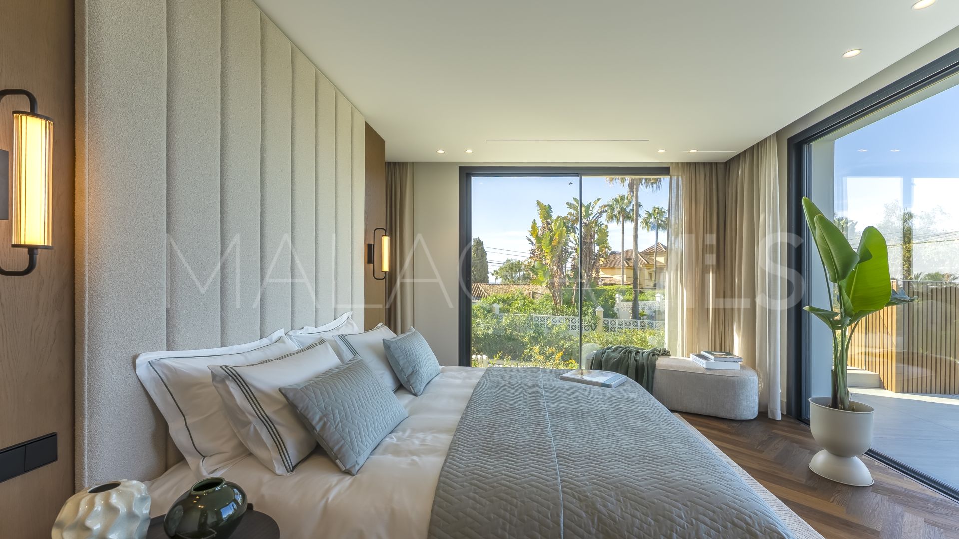 Semi detached villa for sale in Marbella East