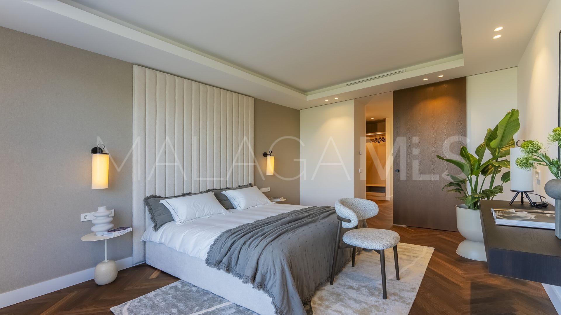 Semi detached villa for sale in Marbella East