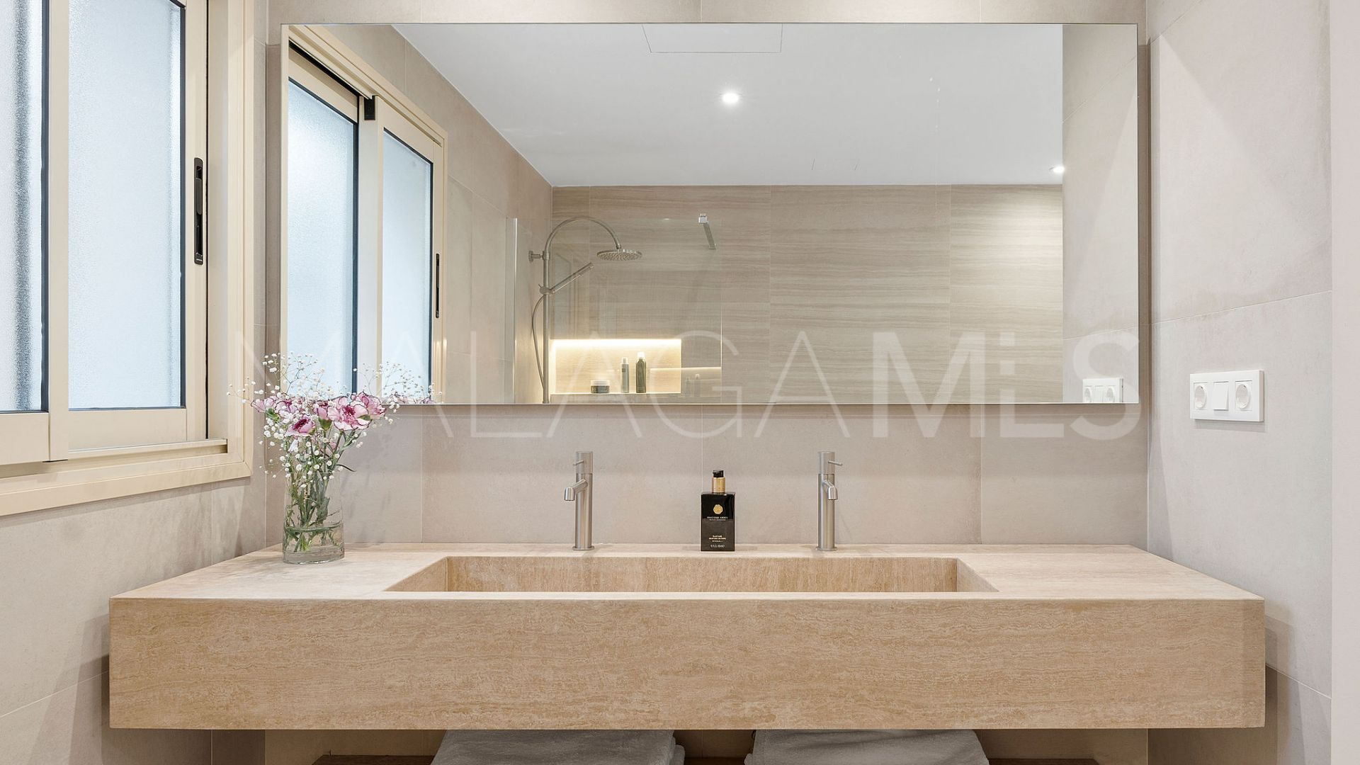 Buy apartamento in Nueva Andalucia