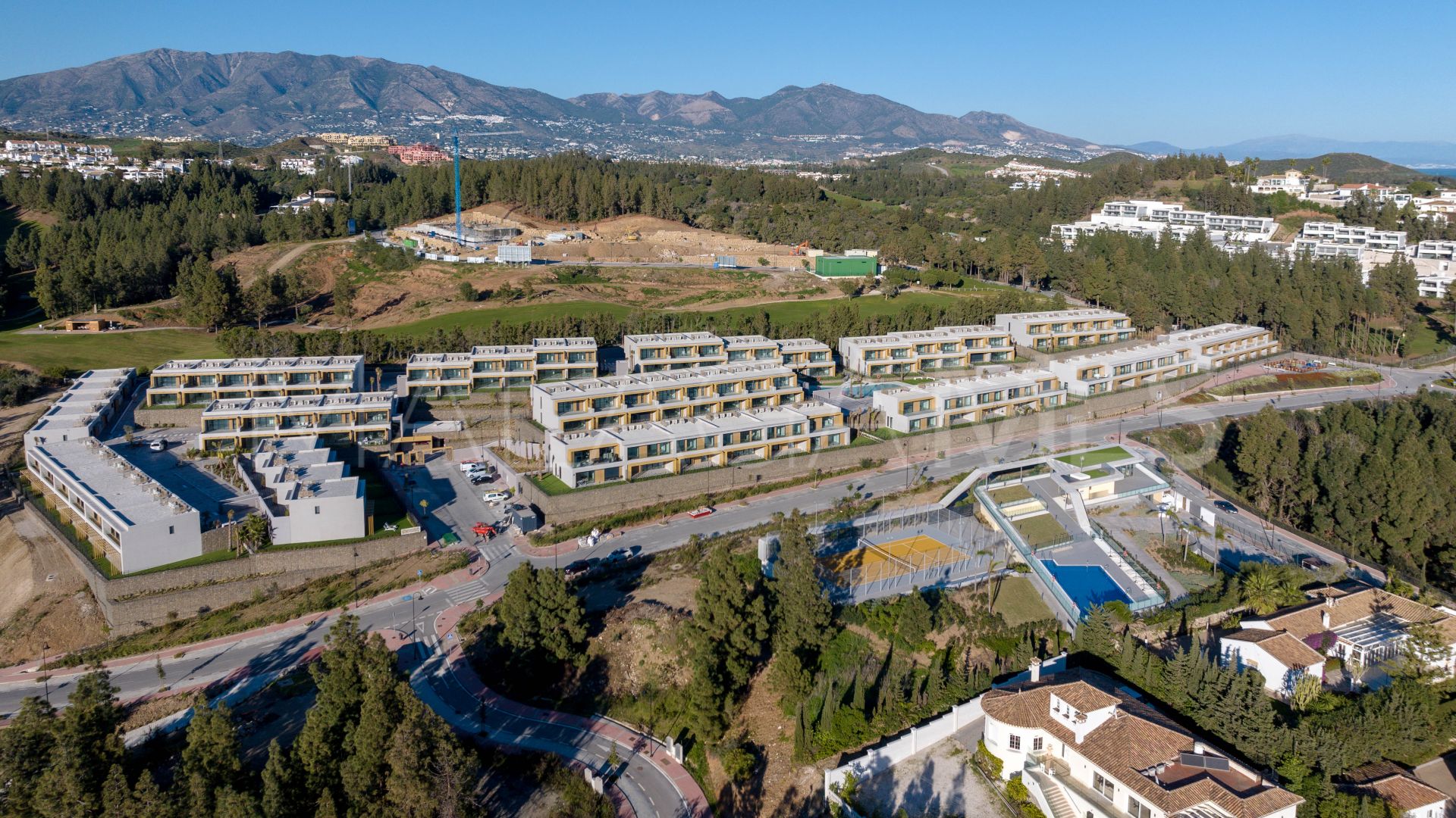 Einfamilienhaushälfte for sale in Marbella Ost