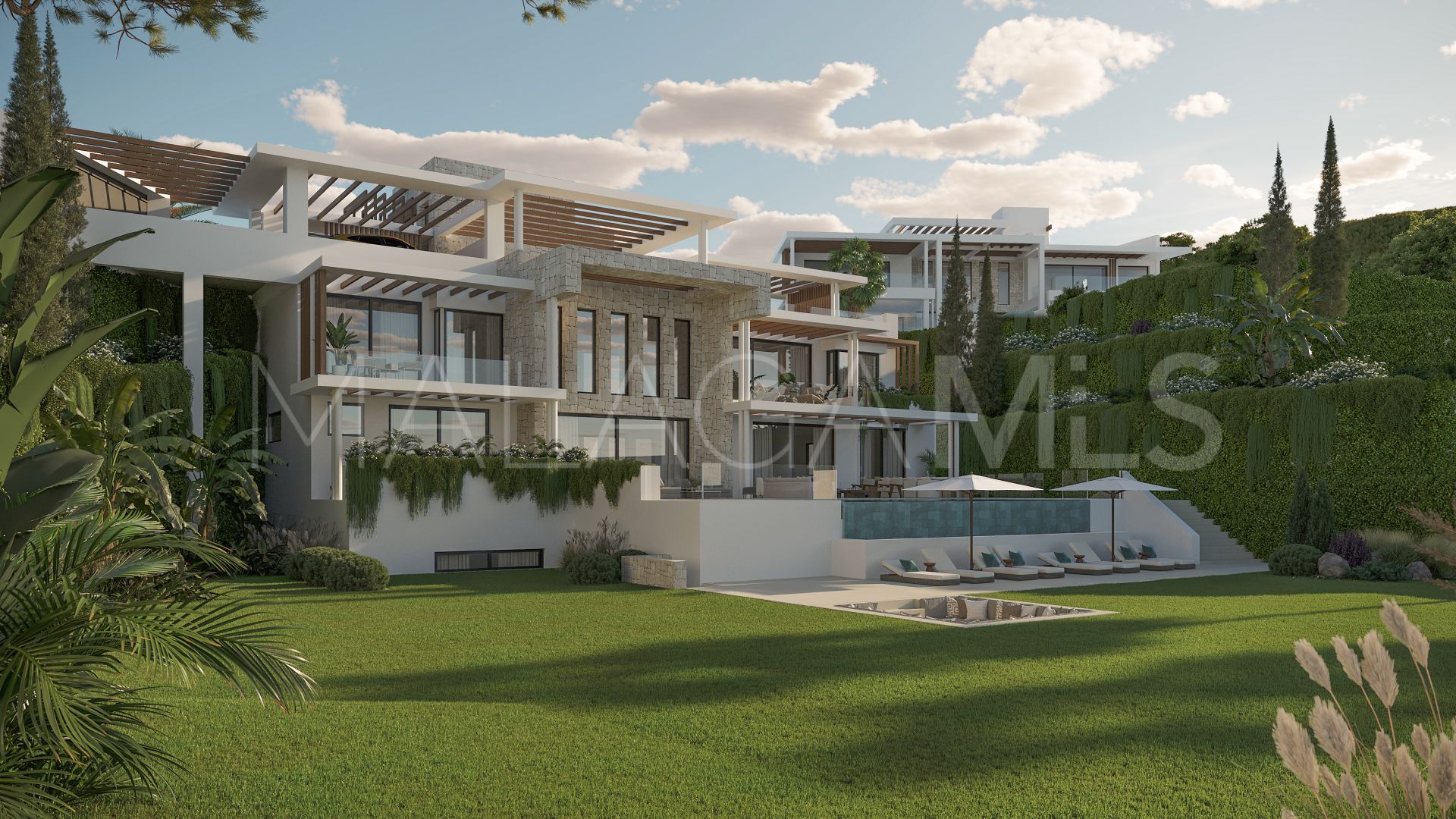 Villa for sale in New Golden Mile