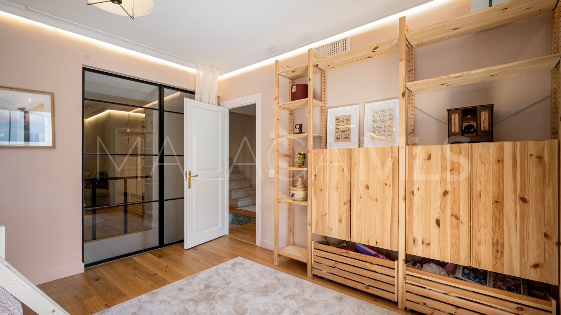 Radhus for sale in Golden Mile