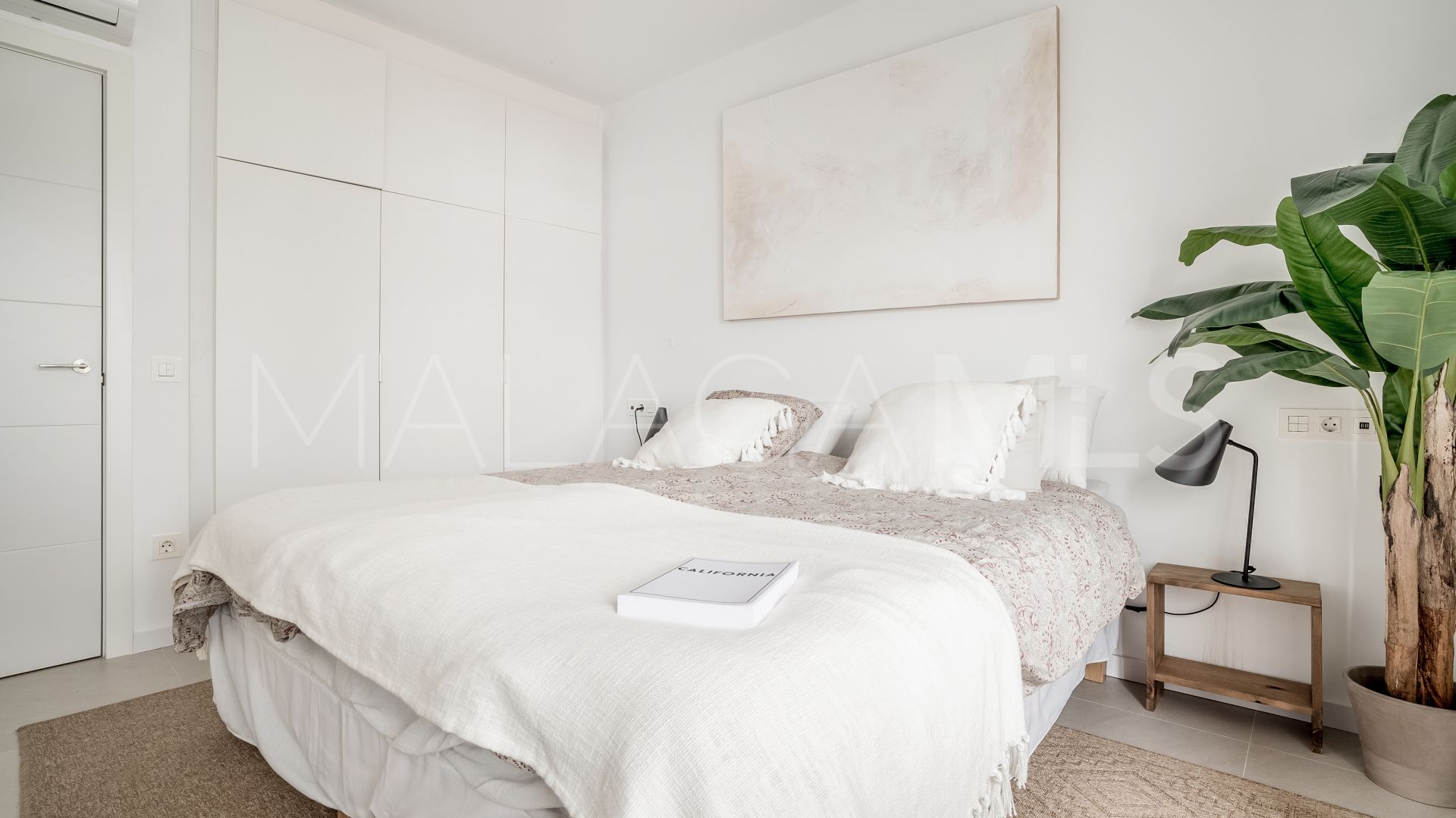 Buy apartamento in Nueva Andalucia