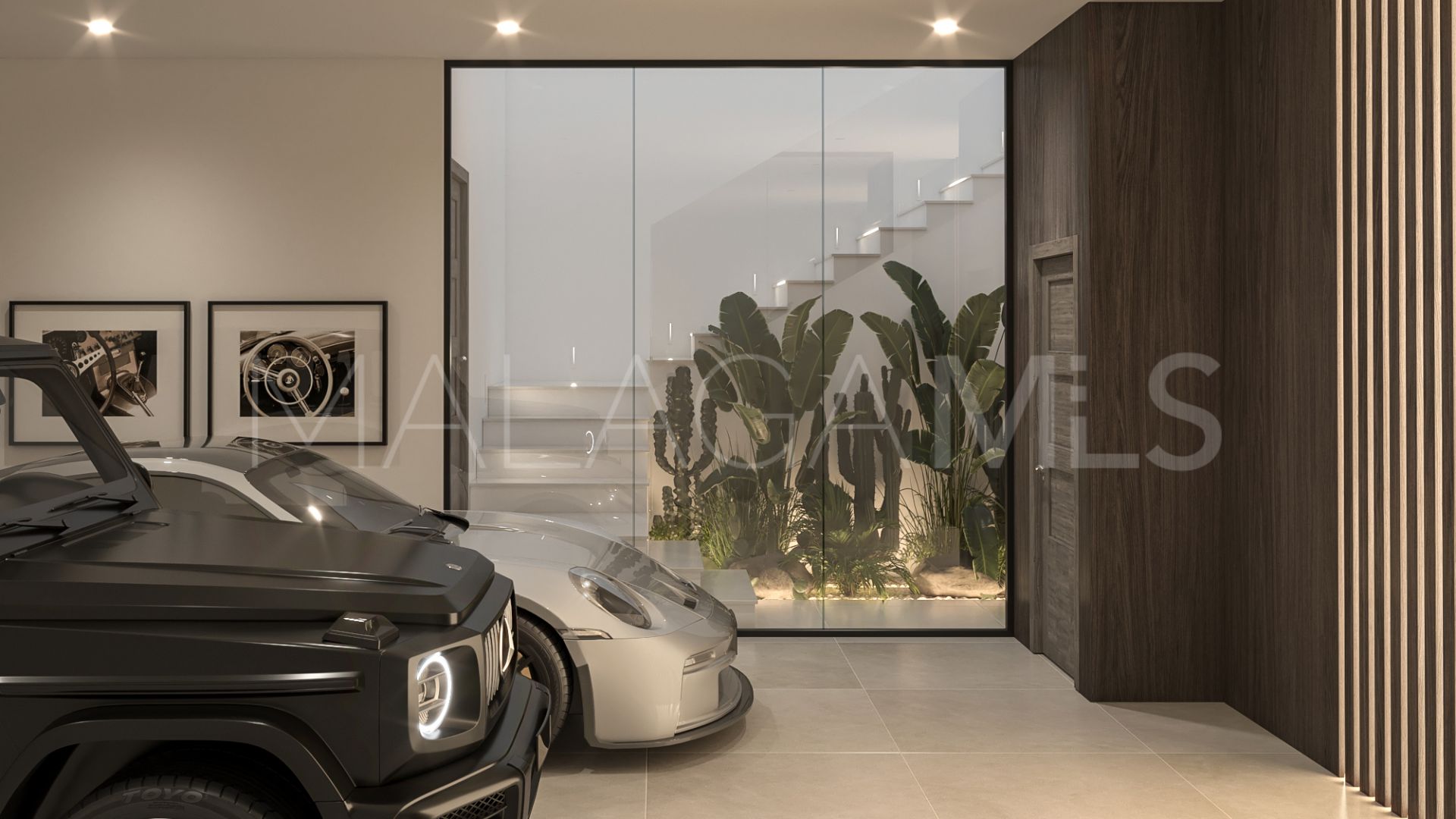 For sale Marbella East villa with 4 bedrooms