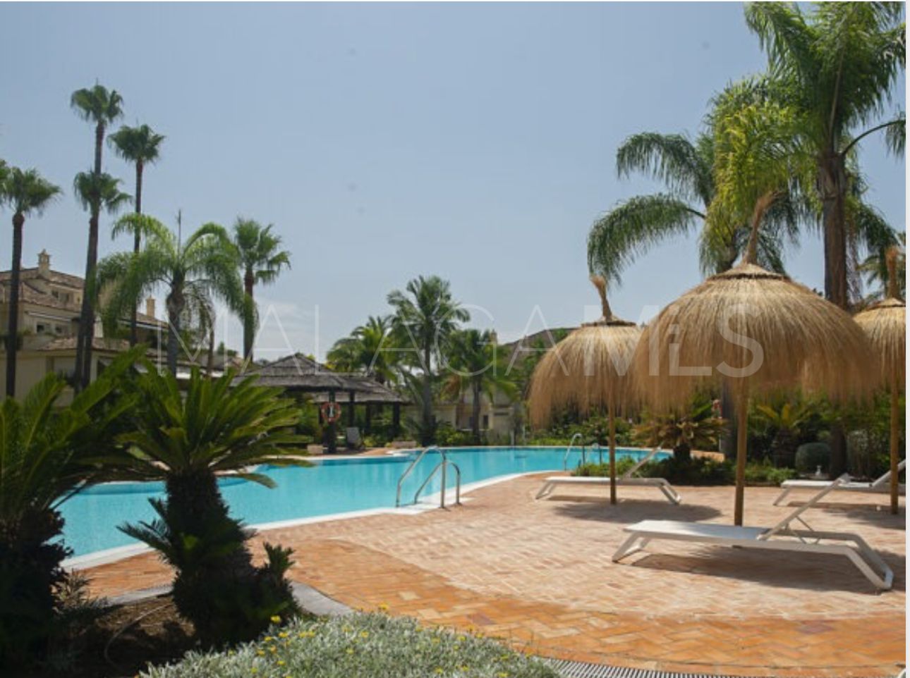 Zweistöckiges penthouse for sale in Nueva Andalucia