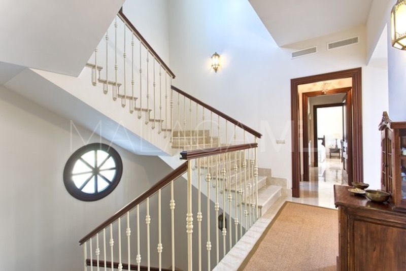 Villa with 5 bedrooms for sale in Marbella Club Golf Resort