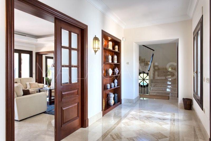 Villa with 5 bedrooms for sale in Marbella Club Golf Resort