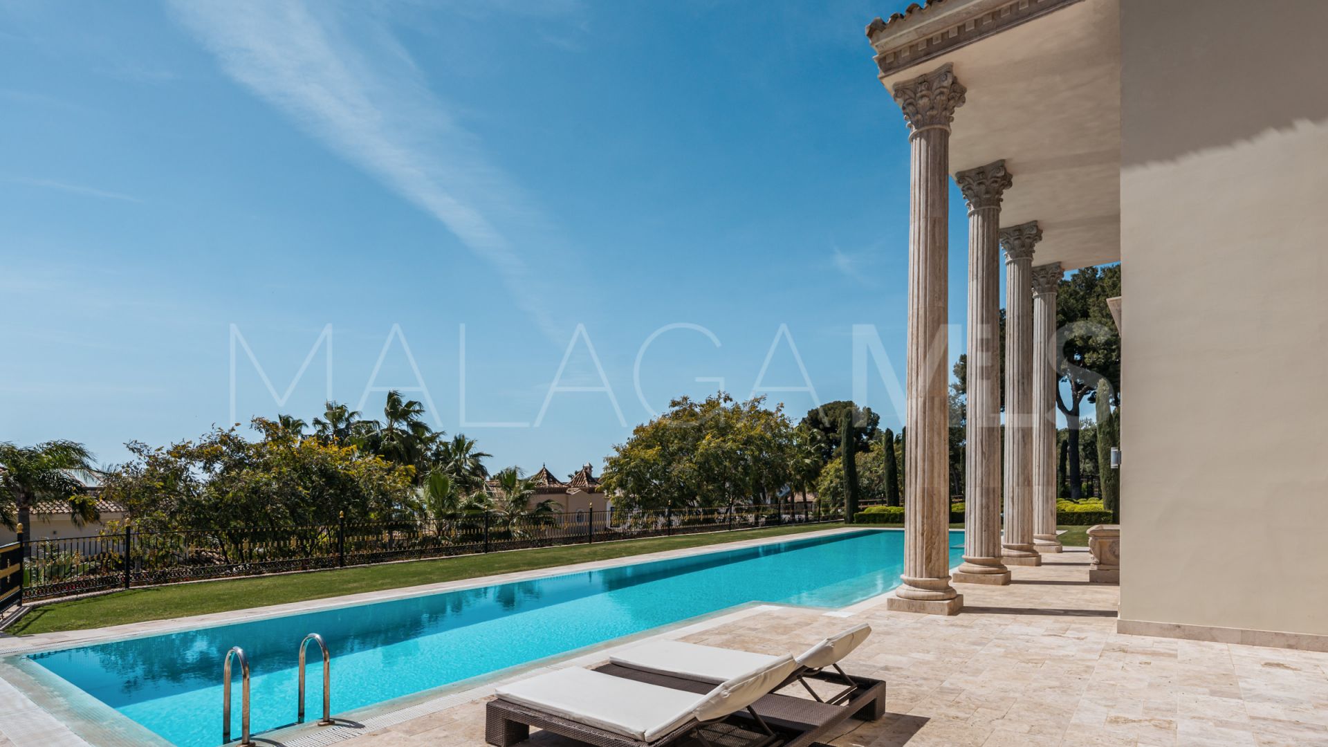 Villa for sale in Sierra Blanca