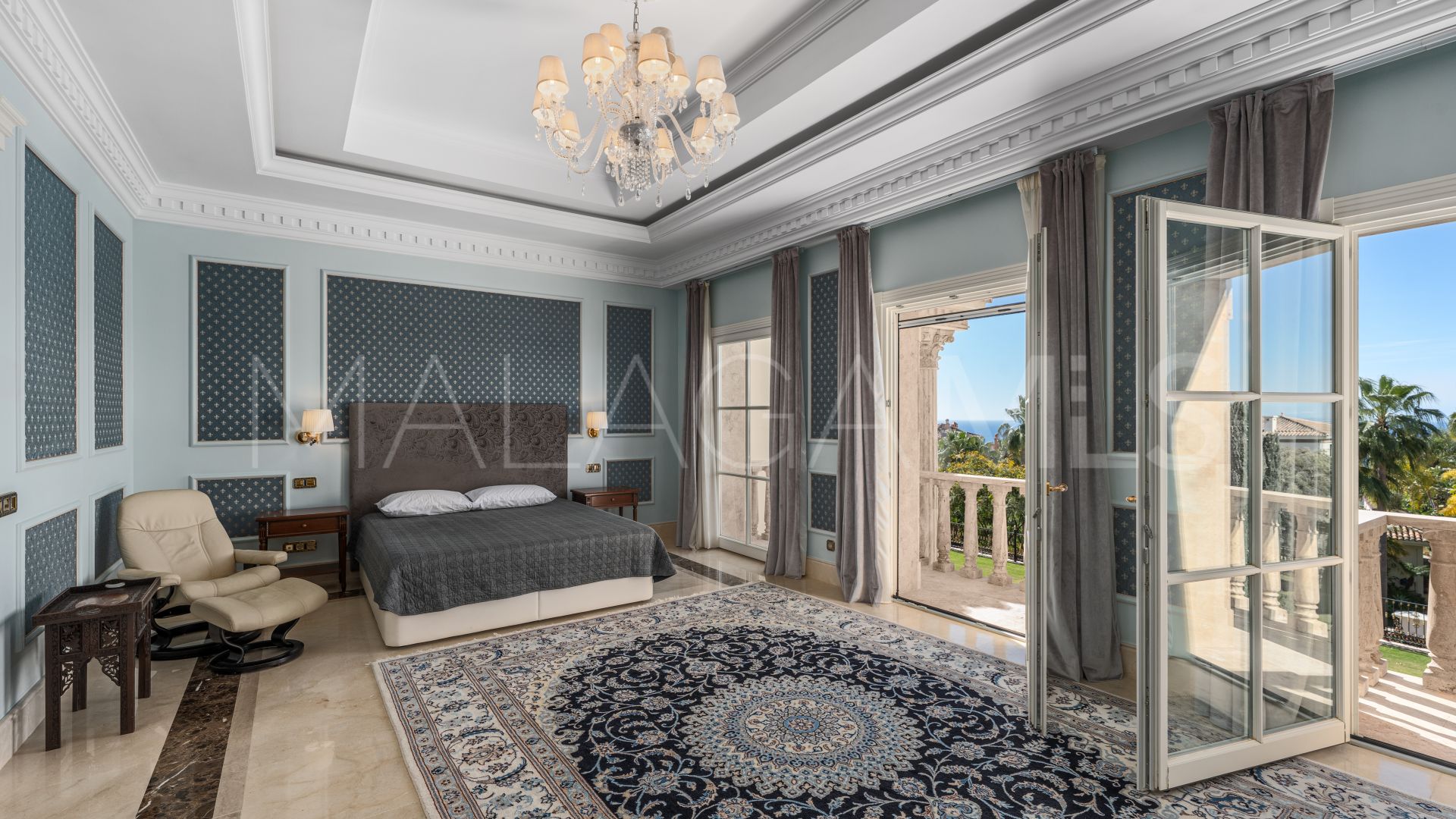 Villa for sale in Sierra Blanca