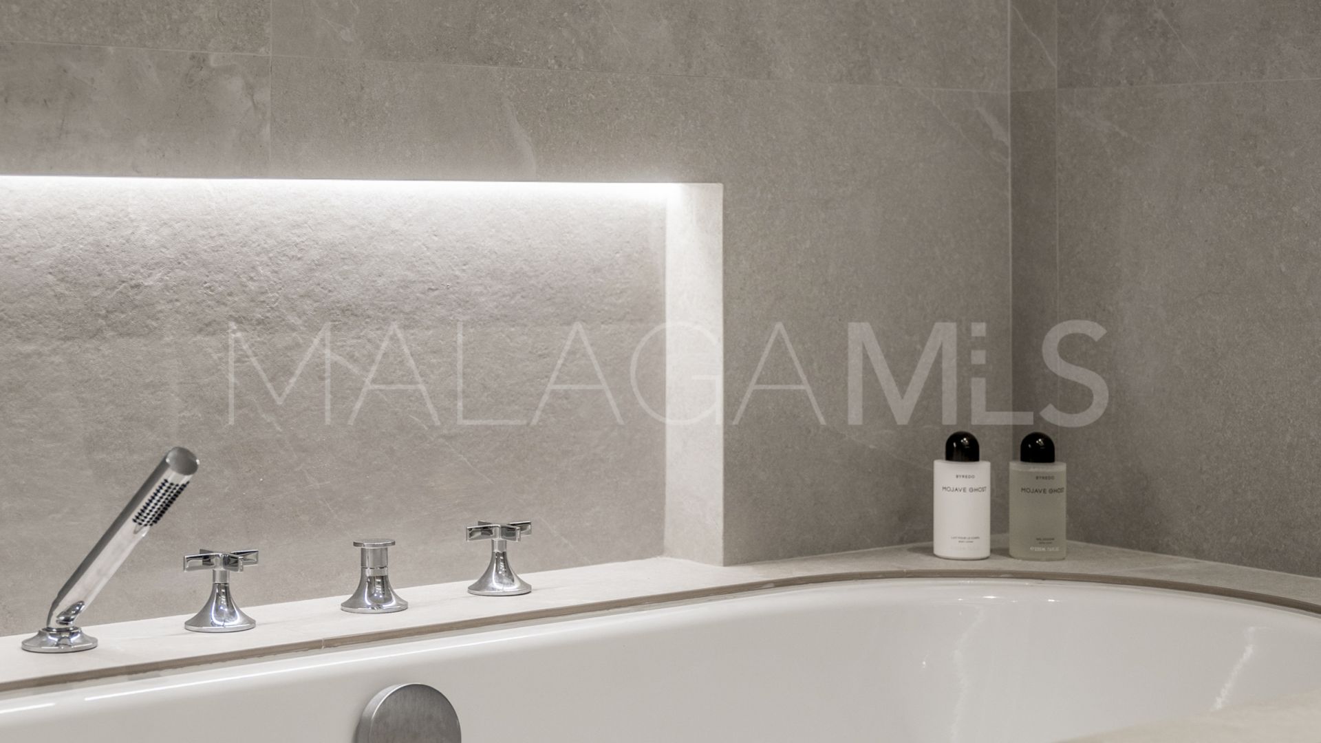 For sale Golden Mile ground floor apartment
