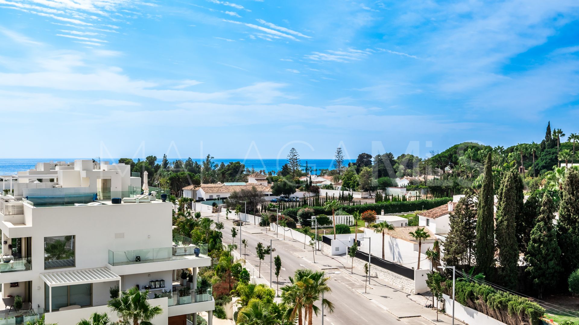 Zweistöckiges penthouse for sale in Marbella Goldene Meile