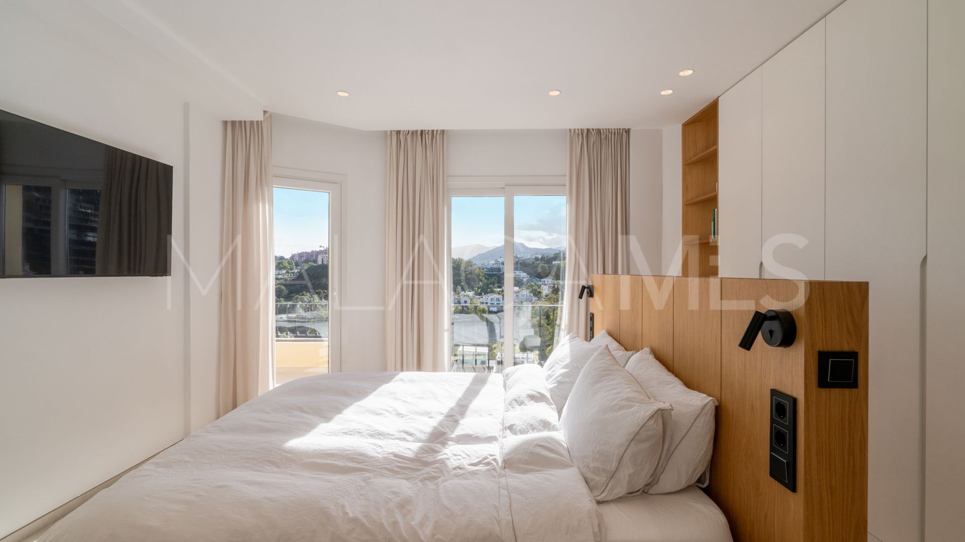 Duplex penthouse for sale in La Quinta Hills