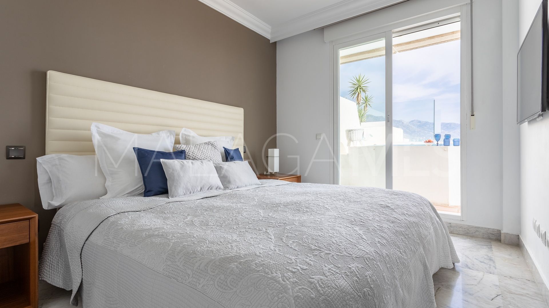 Marina Banus penthouse for sale