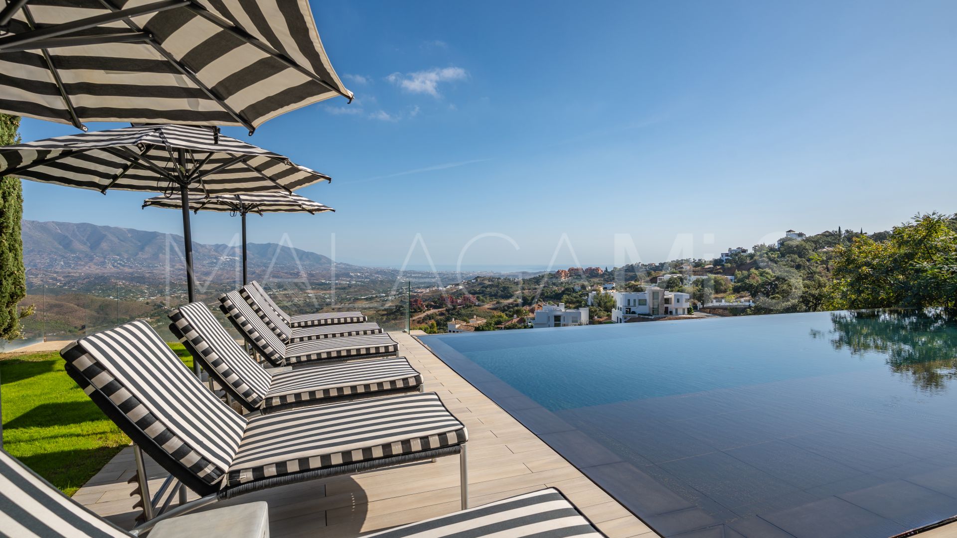 La Mairena, villa for sale