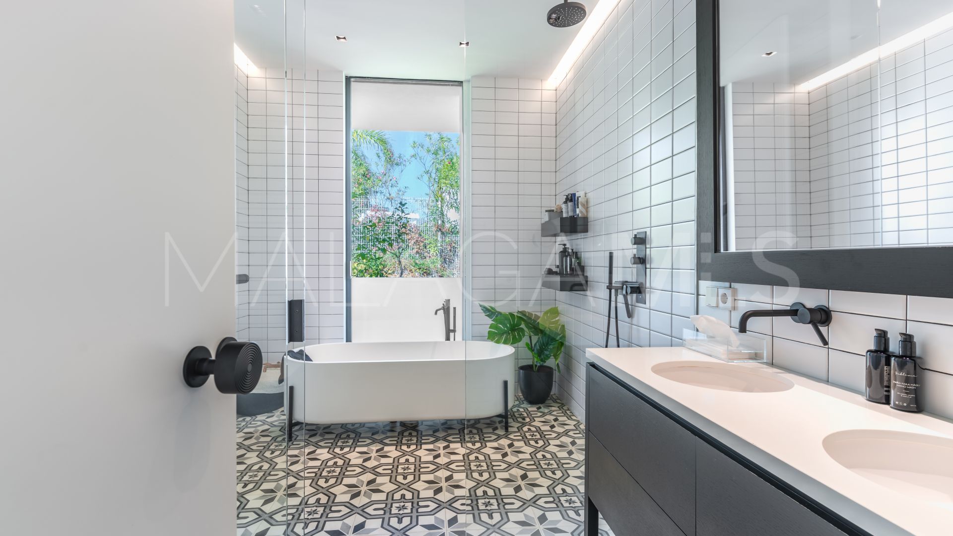 La Mairena, villa for sale