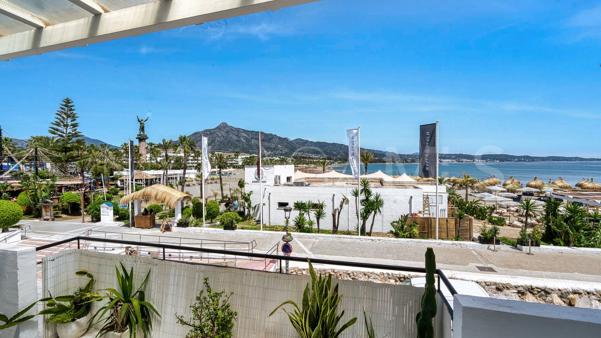Lägenhet for sale in Marbella - Puerto Banus