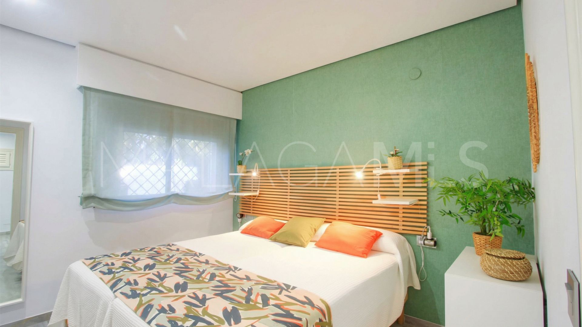 Markplanslägenhet for sale in Elviria