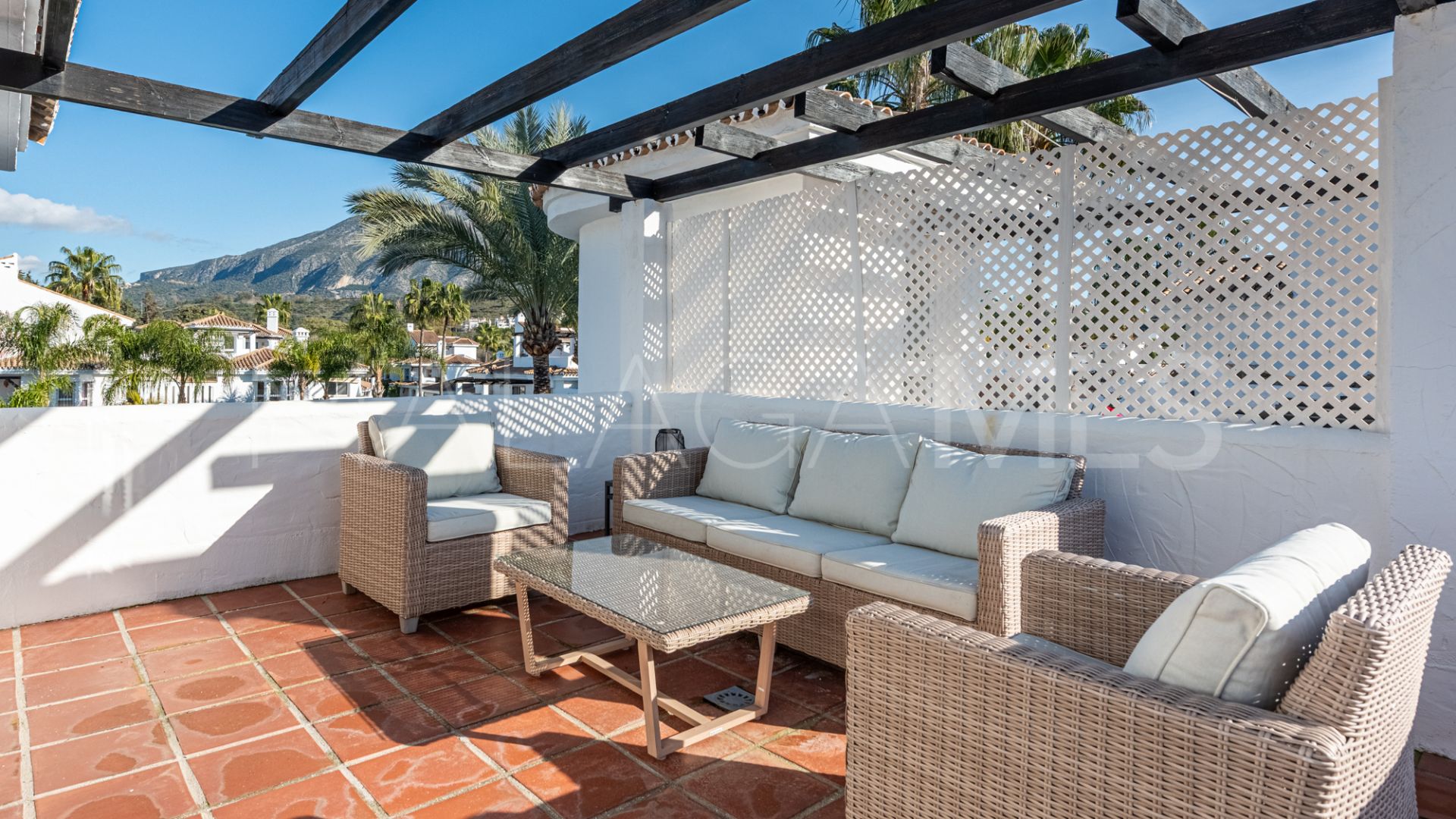 Atico duplex a la venta in Los Naranjos de Marbella